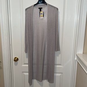NWT ALFANI - Absolutely beautiful and delicate  duster sweater. Silver gray. Med